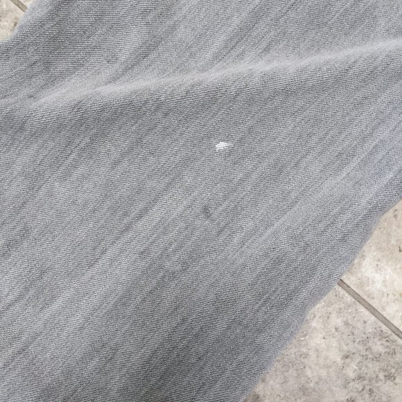 SOLD Levi's Jeans - Picture 3 of 5